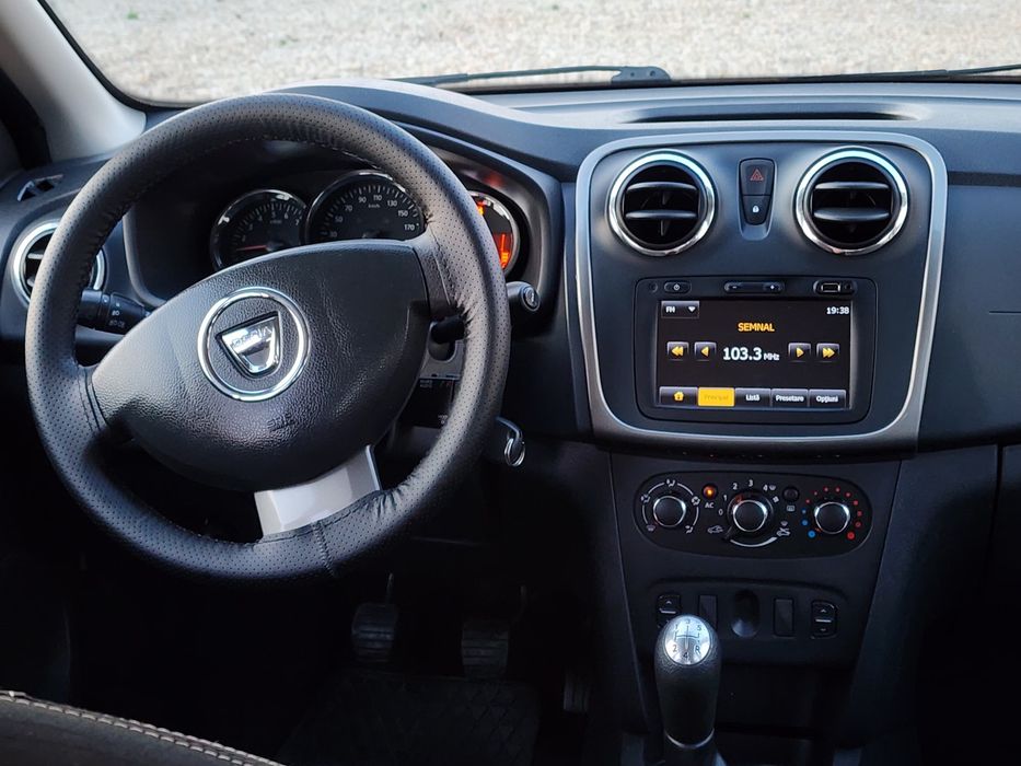 Dacia Sandero 2015 | 0.9 Benzina Distributie ulei filtre schimbate