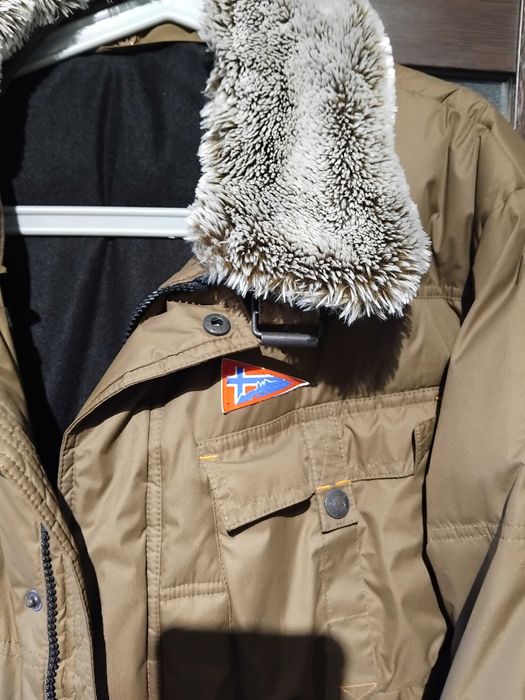 Мъжко висококачествено зимно яке !