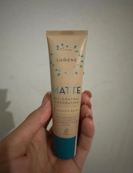 Тональный крем LUMENE