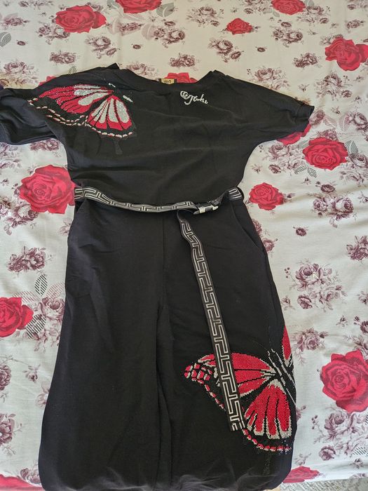 Продаются комбинезоны