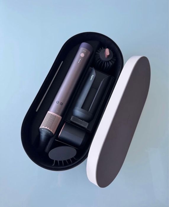 Dyson airstrait HT-01 ,Dyson airwrap HS-09