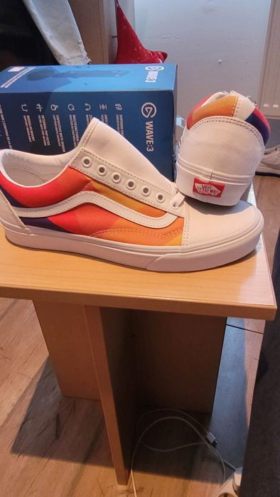 Adidasi VANS marimea 42,5