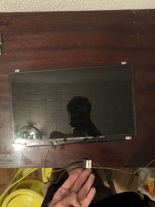 Vând componente în stare excelenta pentru Laptop HP Model 15-bs020ng