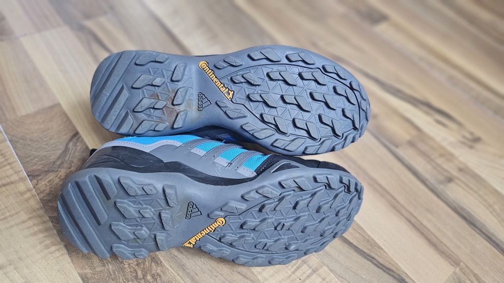 Маратонки Adidas Terrex 55 евро