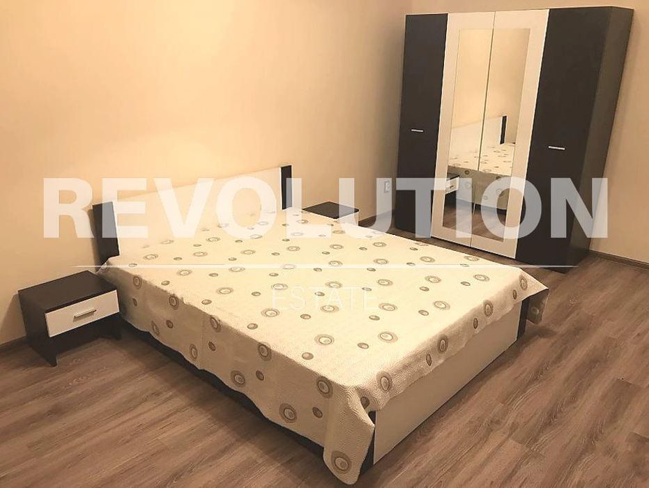 Дава се под наем Тристаен апартамент в Варна, ВИНС - 90 кв.м за 747.66 € - Снимка #3