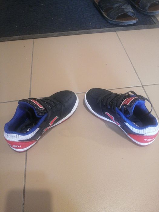 Кроссовки 29 размер