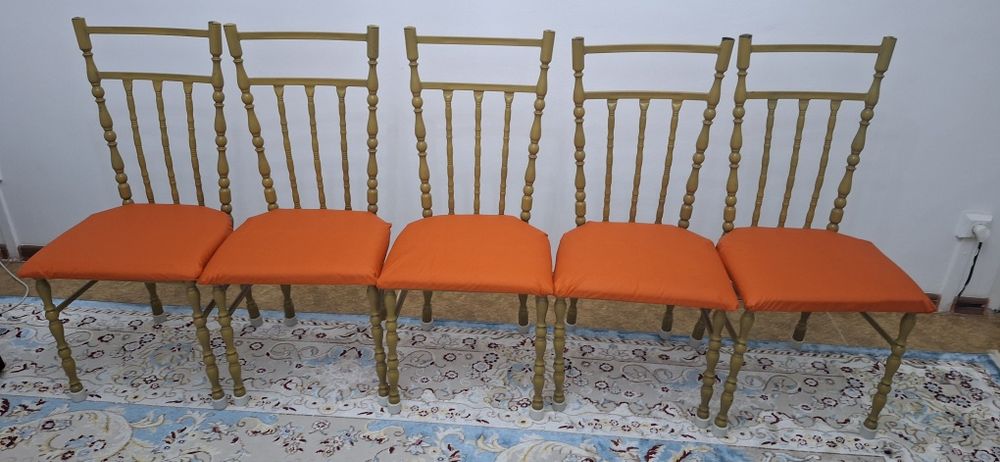 Кухонный шкаф сатылады.