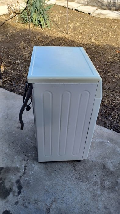 Стиралька SAMSUNG почти новая