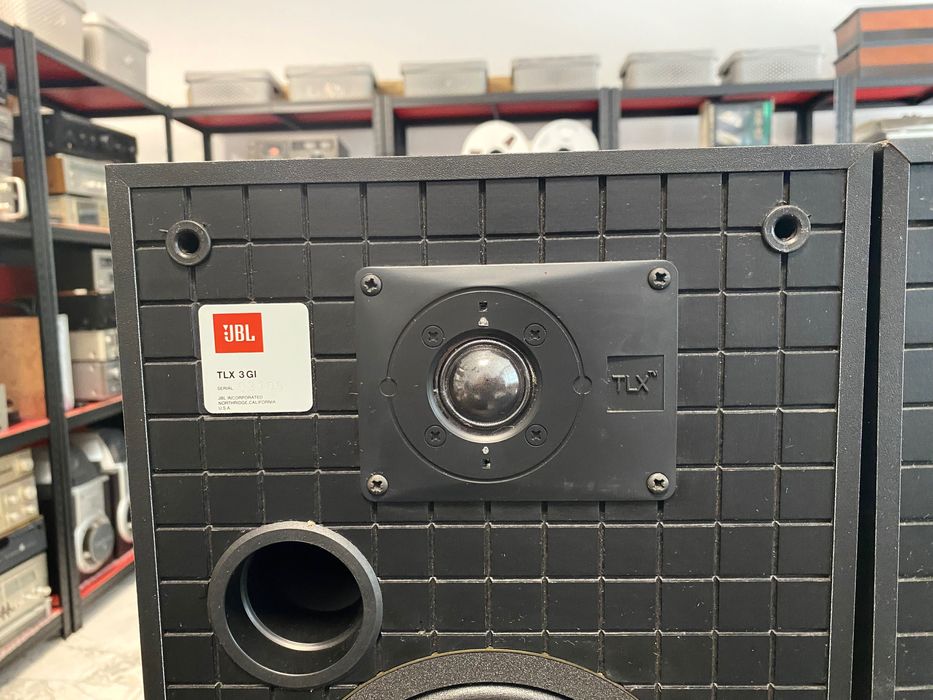 Тонколони JBL TLX