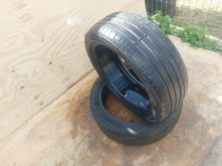 150 lei bucata! Doua anvelope de vara 245 45 r20 Pirelli P Zero