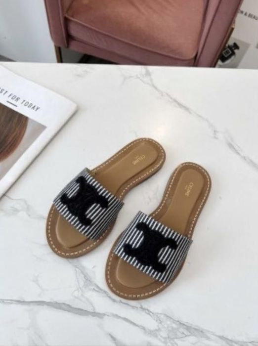 Летни чехли различни модели