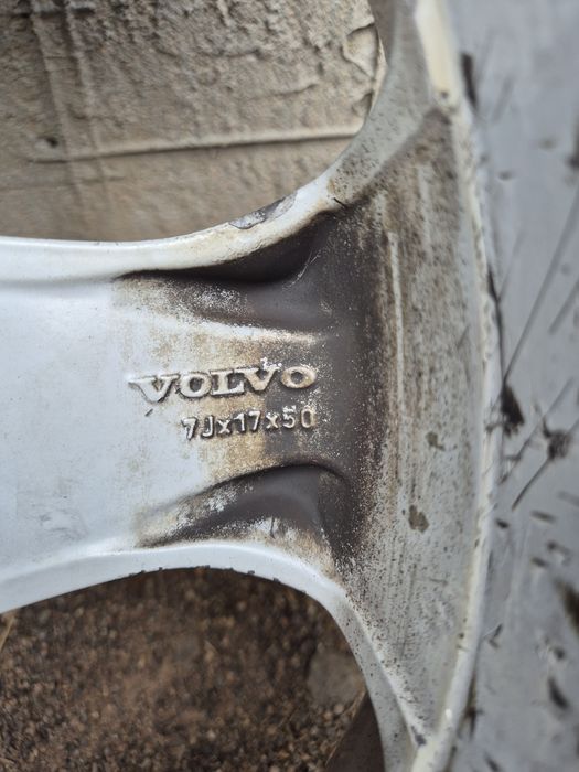 Volvo - aлуминиеви джанти 17 5x108 с гуми Dunlop - 225/50/17