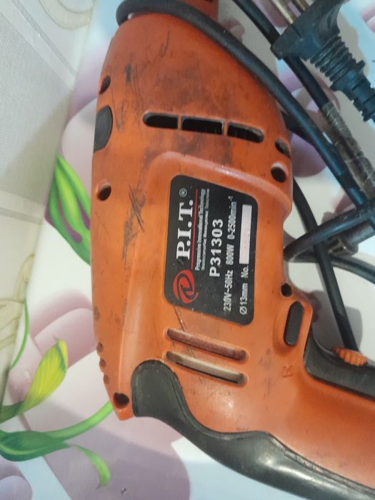 Ударный дрель б/у