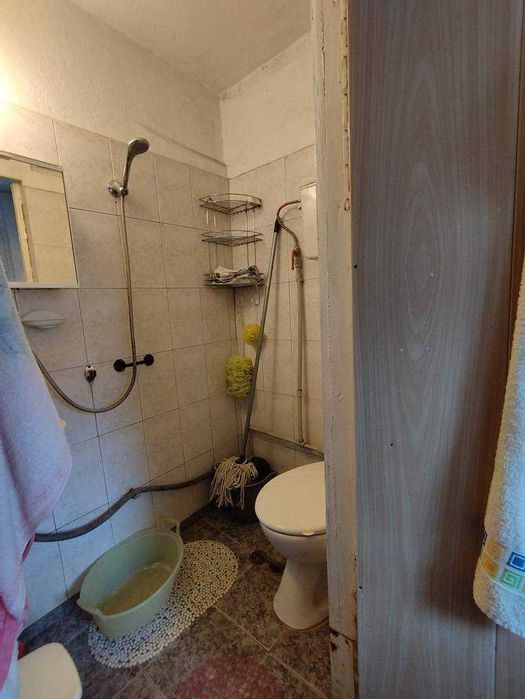 продавам къща в с.Борима, община Троян