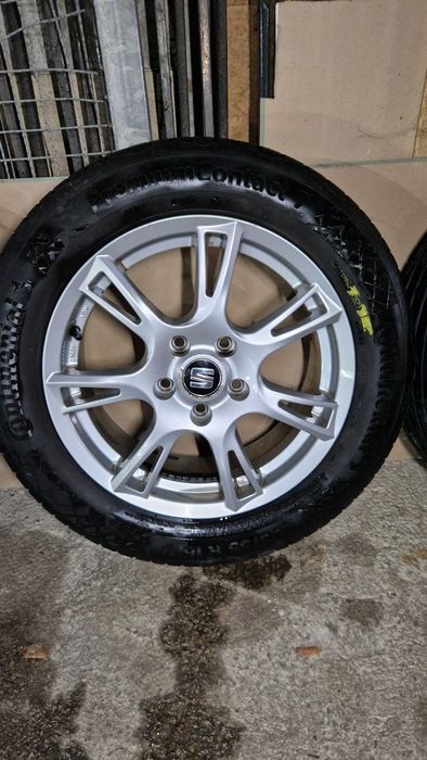 SEAT Джанти със летни гуми 205/55/16 6,5J ET46 5×112 ЦО56,6 ДОТ0523