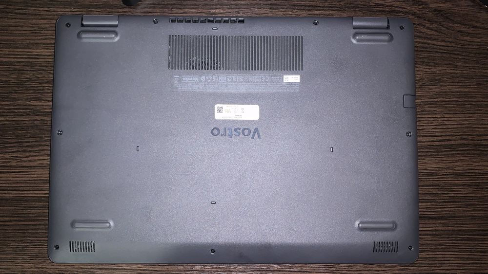 Laptop Dell Vostro 15 3000 8GB RAM