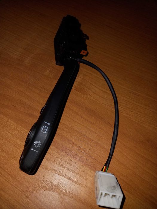 Продаю подрулевой переключатель ВАЗ