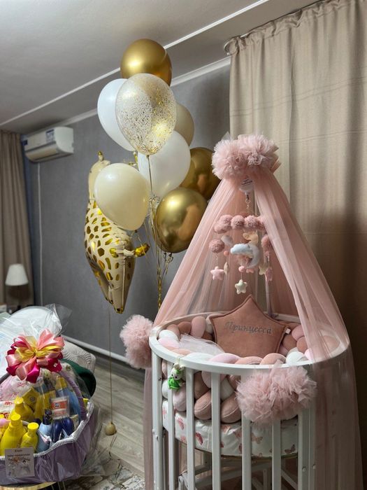 Детская кровать с маятником