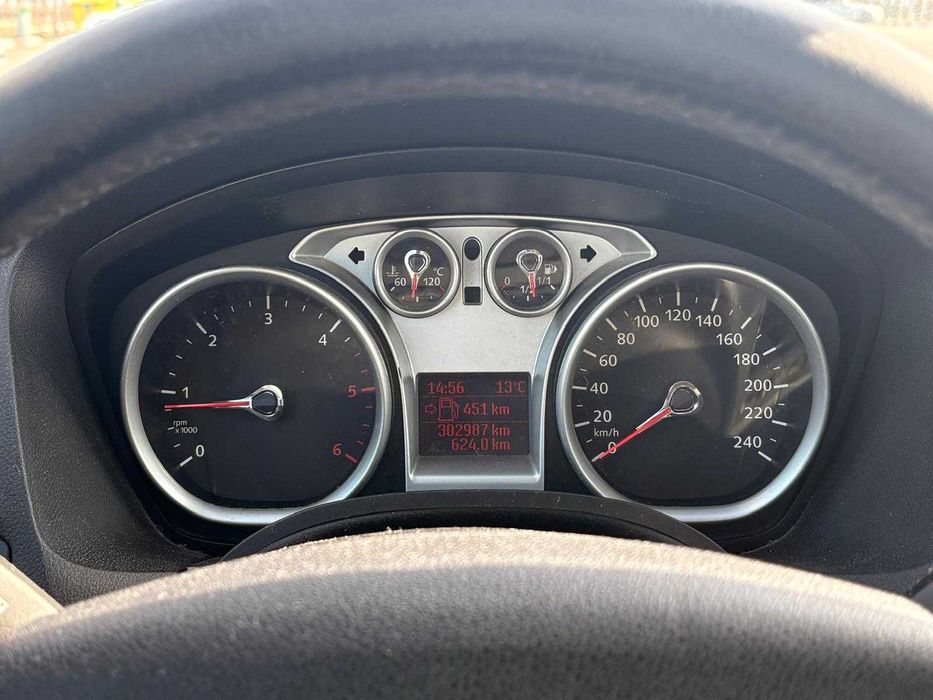 De vanzare: Ford Focus, 1,6 TDCI, decembrie 2010