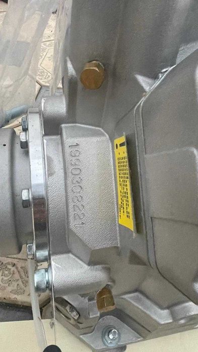 Компрессор кондиционера автобуса Yutong