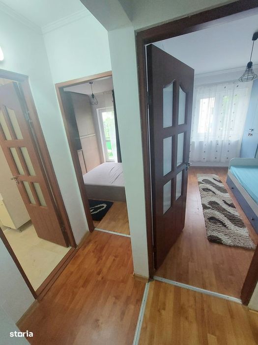 Decebal - 3 camere mobilat și utilat,et.2 , PC , decomandat