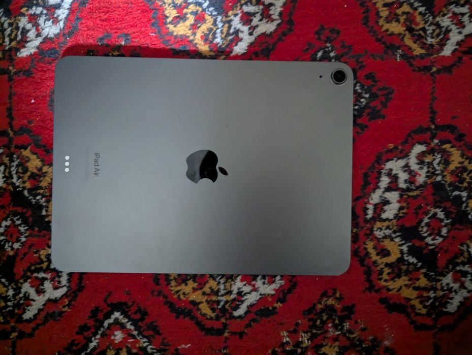 iPad Air 5 разбит экран