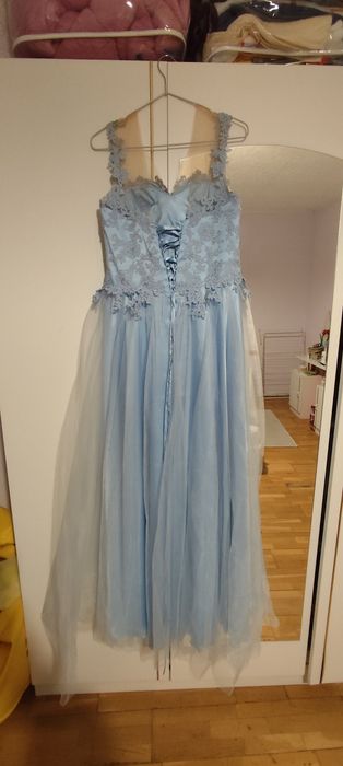 Бална рокля-светло синя