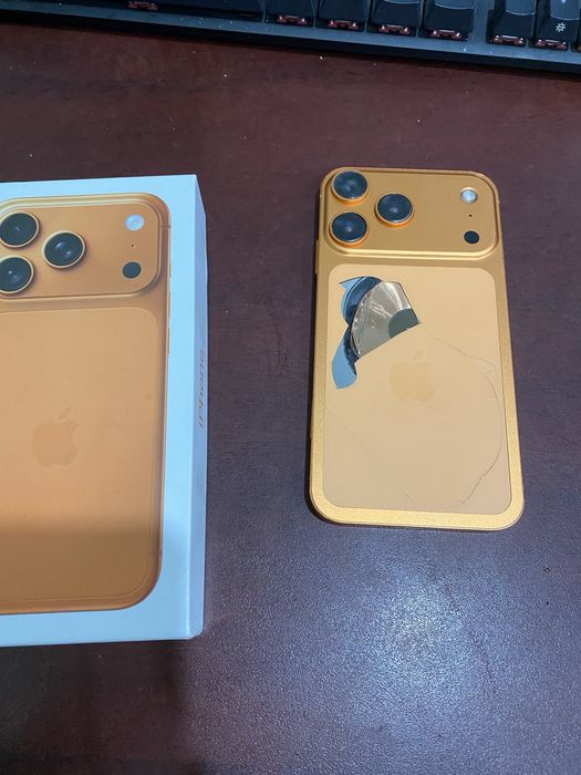 iPhone XR в 17 про корпусе