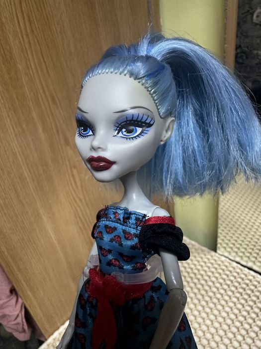 Пролам кукол монстр хай!