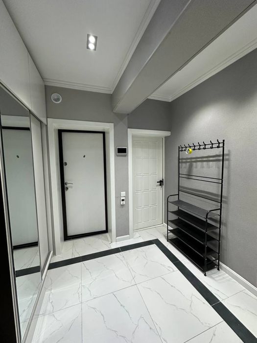 Эльбек 3/1/4 77-серия мебель+техника ЕВРО 75квм