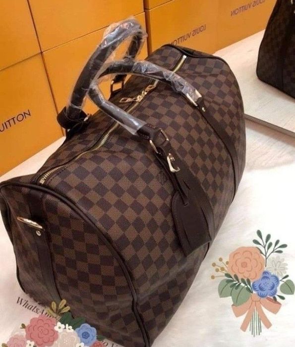Geanta voiaj Louis Vuitton new model unisex, saculet, etichetă inclu