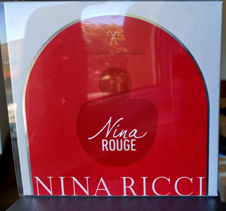 Set Cadou Parfum Nina Ricci Nina Rouge EDT 50ml + Ruj Jumbo Matte Nou in Cutie
