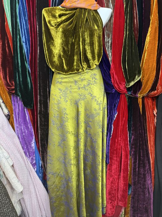 Продается готовый бутик в текстильном ряду!