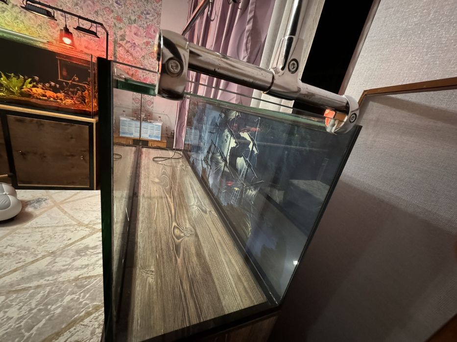 Продам акварум состаяние ЗЫН))