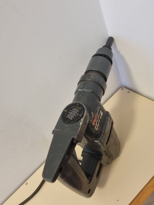 Ciocan rotopercutor Skil