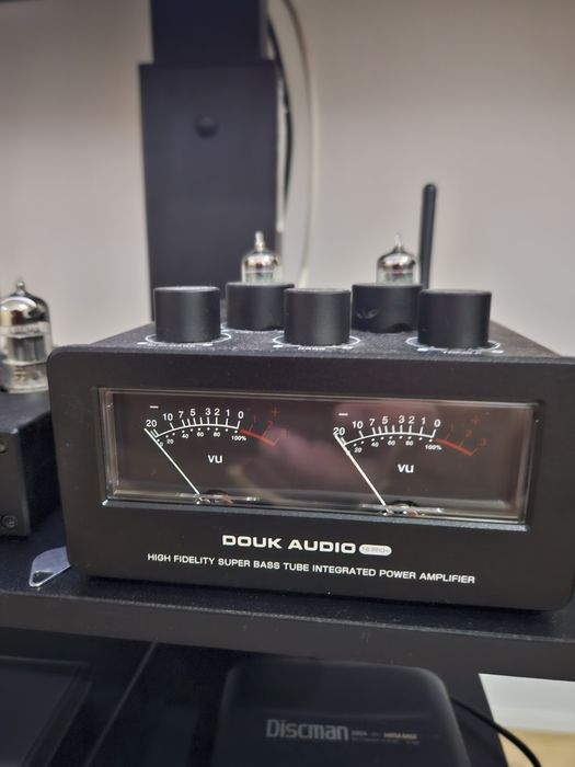 Pachet  Hi-Fi Douk Audio