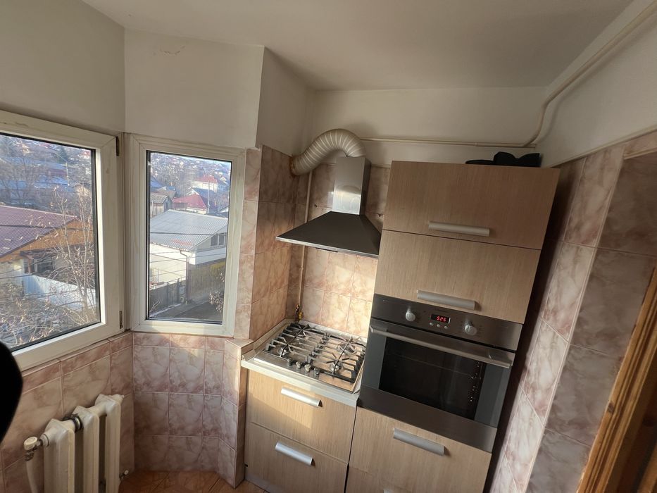 Inchiriez apartament 2 camere zona cartier