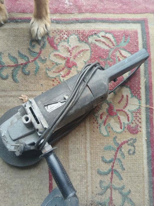 Болгарка. Большая.