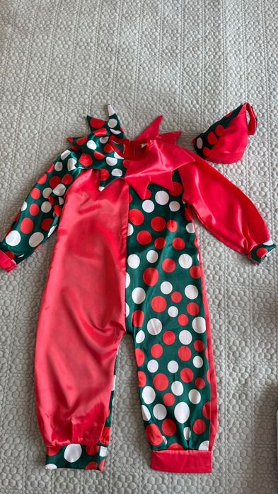 Продам костюмы новогодние