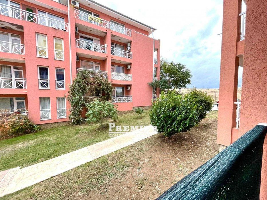 Продава се Двустаен апартамент в к.к. Слънчев бряг - 43 кв.м за 629 €/кв.м - Снимка #5