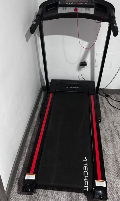 Banda de alergare electrica TECHFIT,Stare impecabila.Vând banda de alergare TECHFIT, model electric,  în stare perfectă de funcționare.