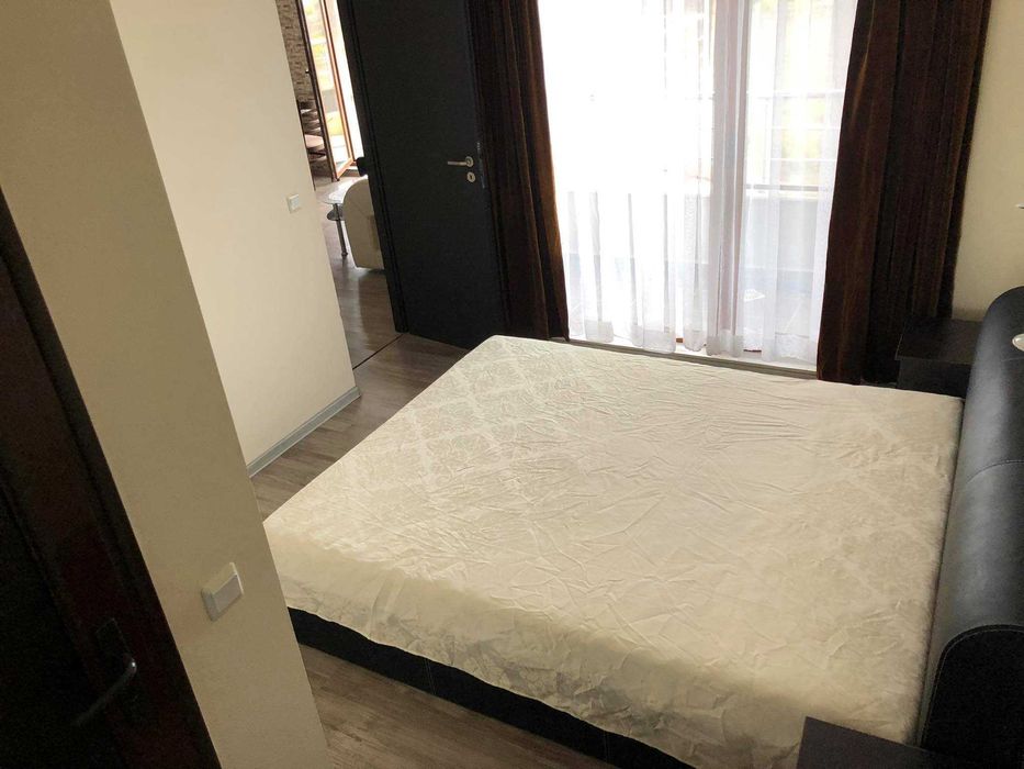 Дава се под наем Двустаен апартамент в Бургас, Меден рудник - зона А - 60 кв.м за 153 € - Снимка #1