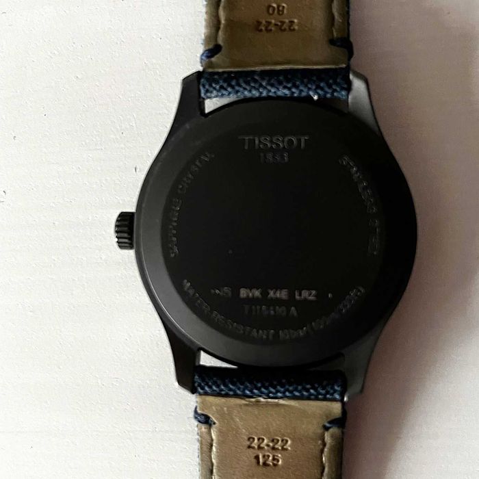 Tissot Gent XL Swiss Made, cadran albastru, safir, cutie si manual