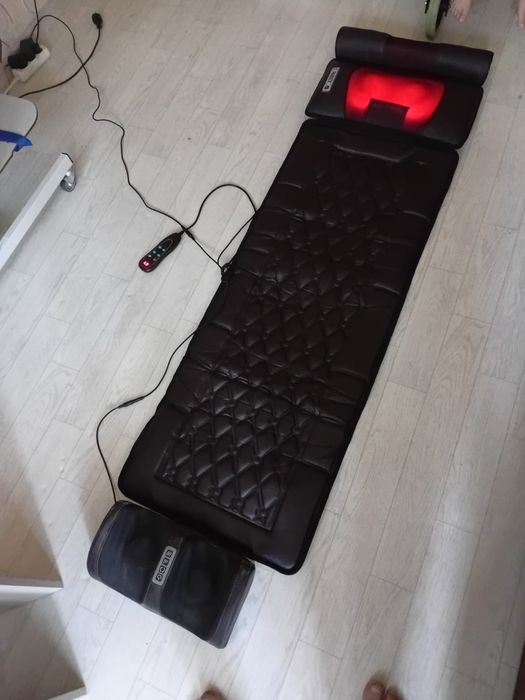Продам массажерное кресло