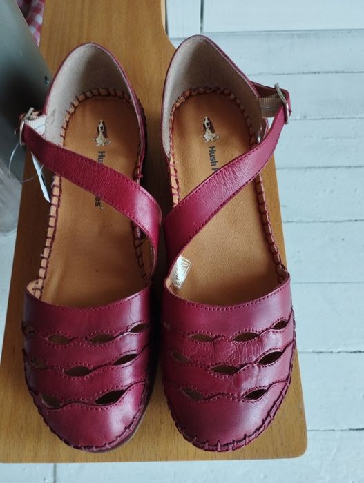 Elle, Hush puppies, comfortfube