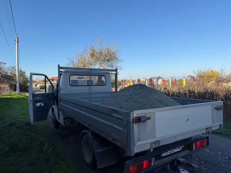 Транспортни услуги, превоз със самосвал, бус, камион