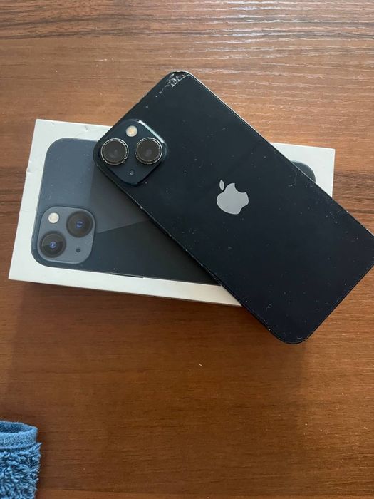 Обменяю IPHONE 13