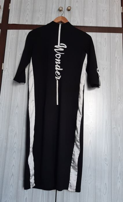 Продам женское платье