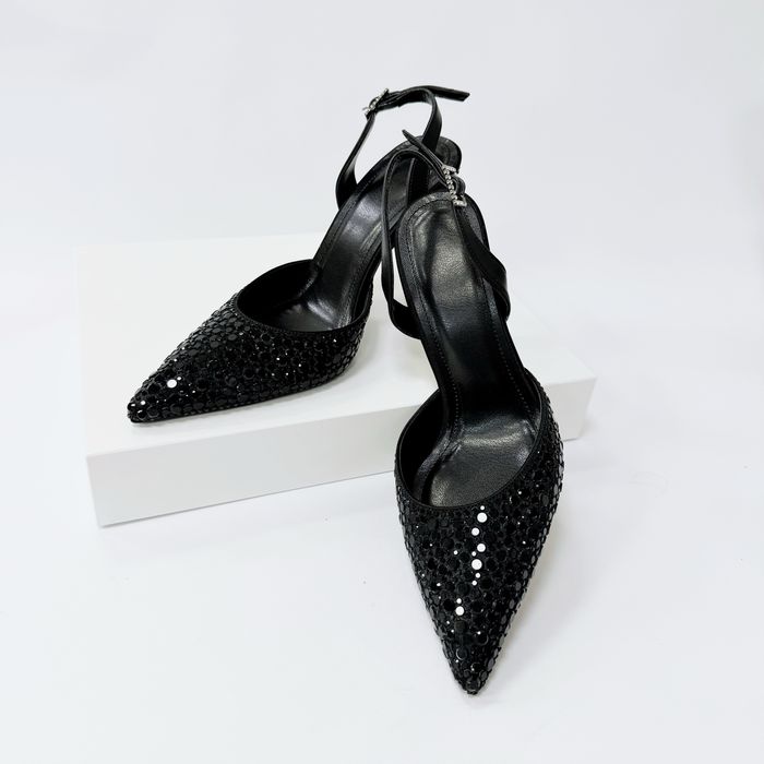 Дамски елегантни обувки на висок ток с камъни