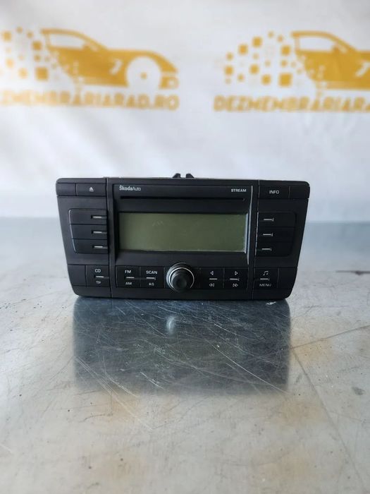 Radio Cd Cd Player Skoda Octavia 2 II Cod 1ZB